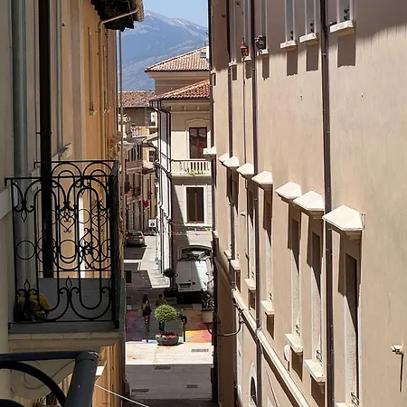 La Casa Al Centro Nocleg ze śniadaniem 3*