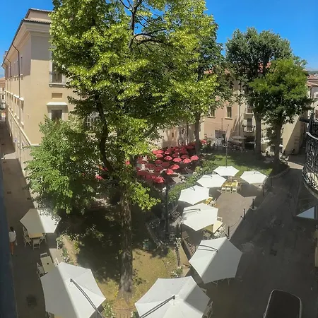 La Casa Al Centro Nocleg ze śniadaniem 3*