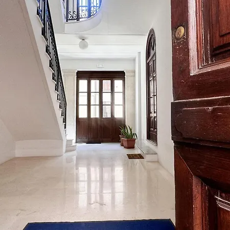 La Casa Al Centro 3*