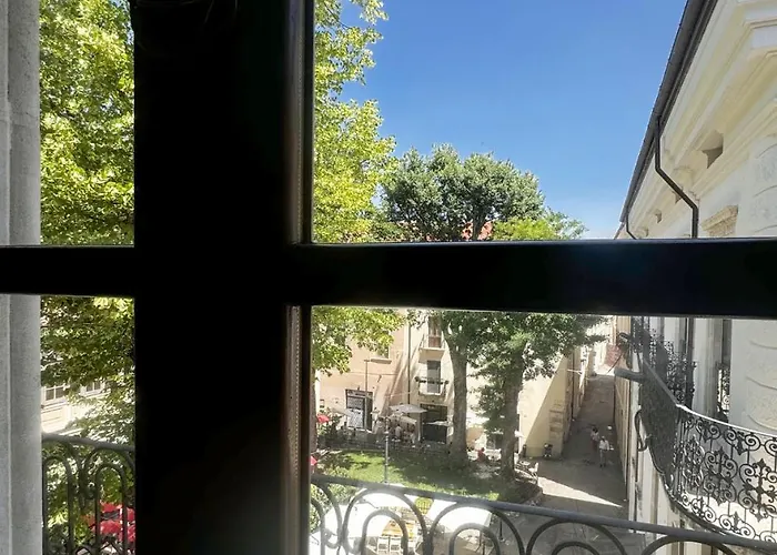 La Casa Al Centro 3* LʼAquila